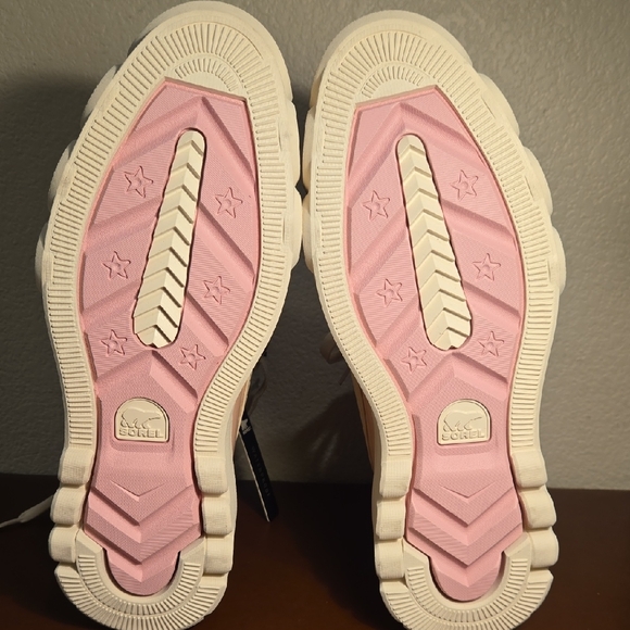 Sorel Women's Waterproof Beige and Light Pink Winter Boots - Picture 6 of 10